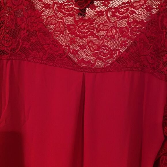 Torrid Red Lace long sleeved blouse❤️ - Picture 6 of 8